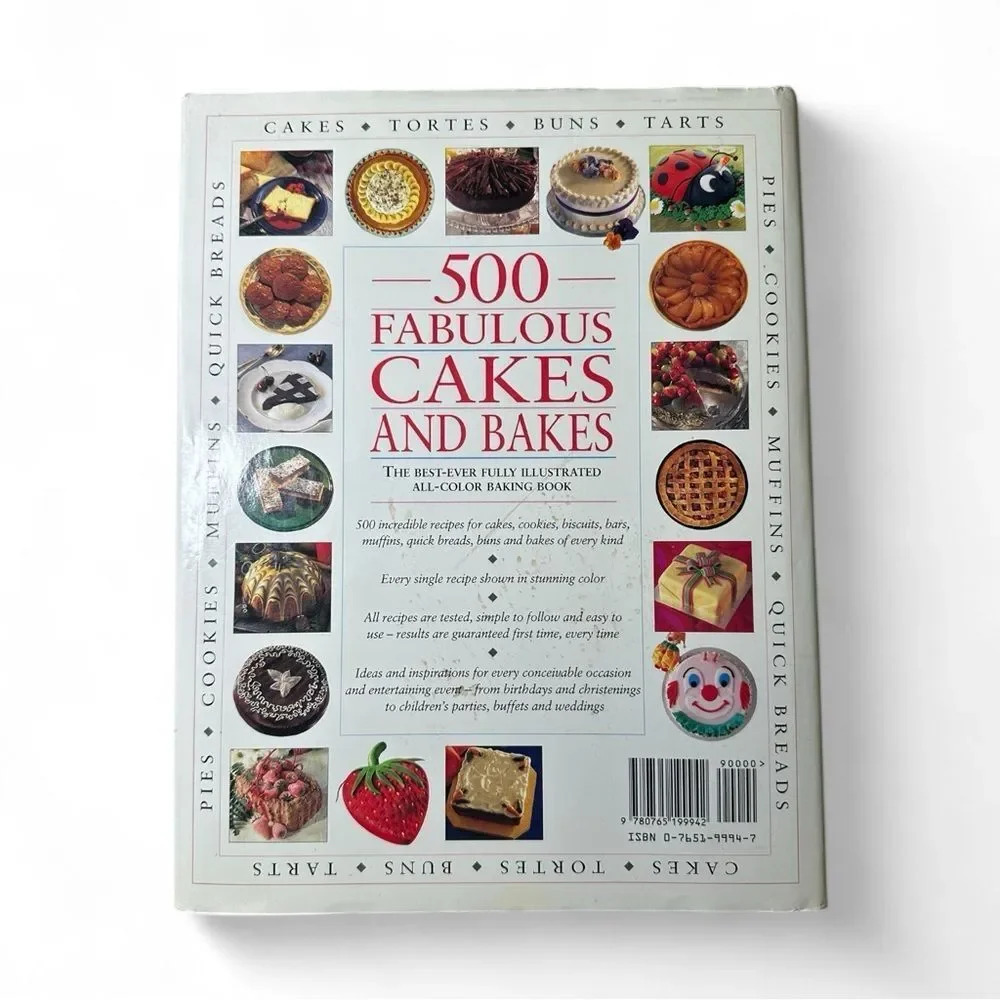500 Fabulous Cakes and Bakes Illustrated Cookbook Hardcover Baking Recipes